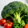Mature vegetables: broccoli, tomatoes and carrots